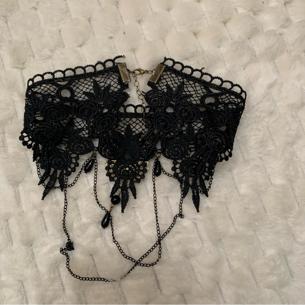 Black Lace Gothic Choker Necklace with Ornate Pendant - Picture 2 of 6